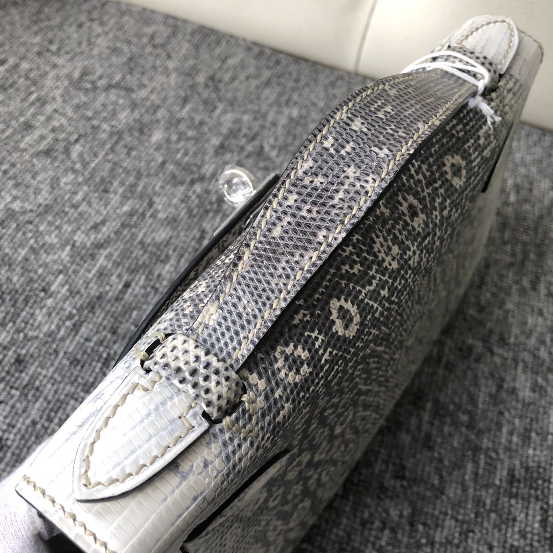 에르메스 미니 켈리백22 히말라야 은장 리자드 가죽